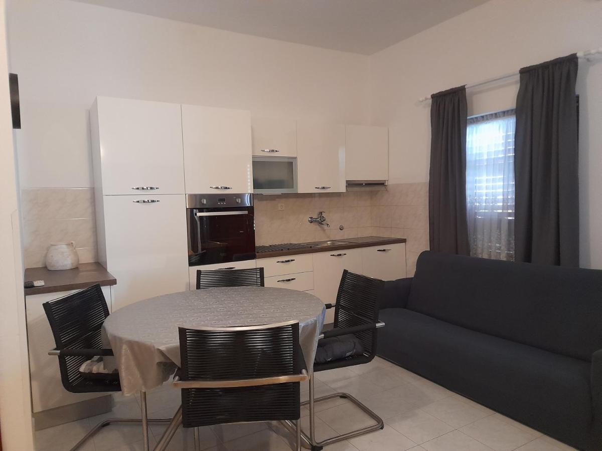 Villa Milan Vinkuran Esterno foto