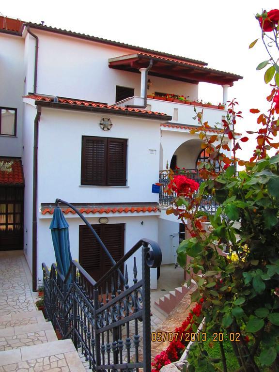 Villa Milan Vinkuran Esterno foto