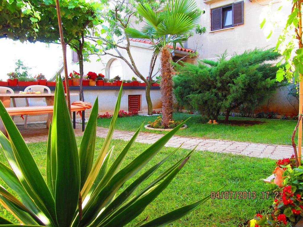 Villa Milan Vinkuran Esterno foto
